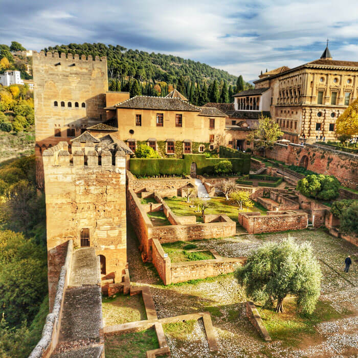 Alhambra Granada Self Guided Tour