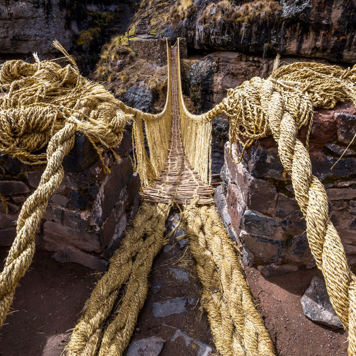 qeswachaka rope bridge peru