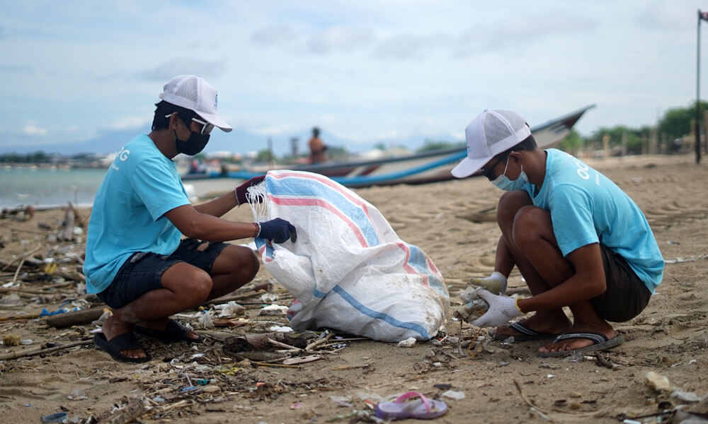 gap year volunteering